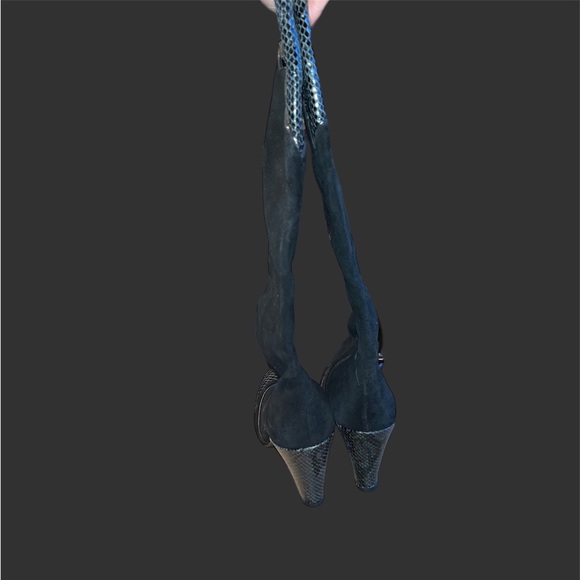 Marc Jacob’s snakeskin boots - Picture 5 of 5